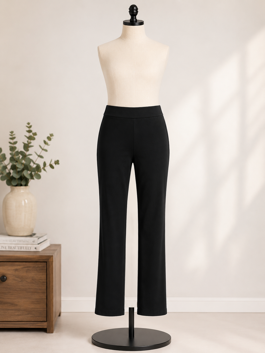 Chico's Women's Black Pull-On Slim Straight Pants