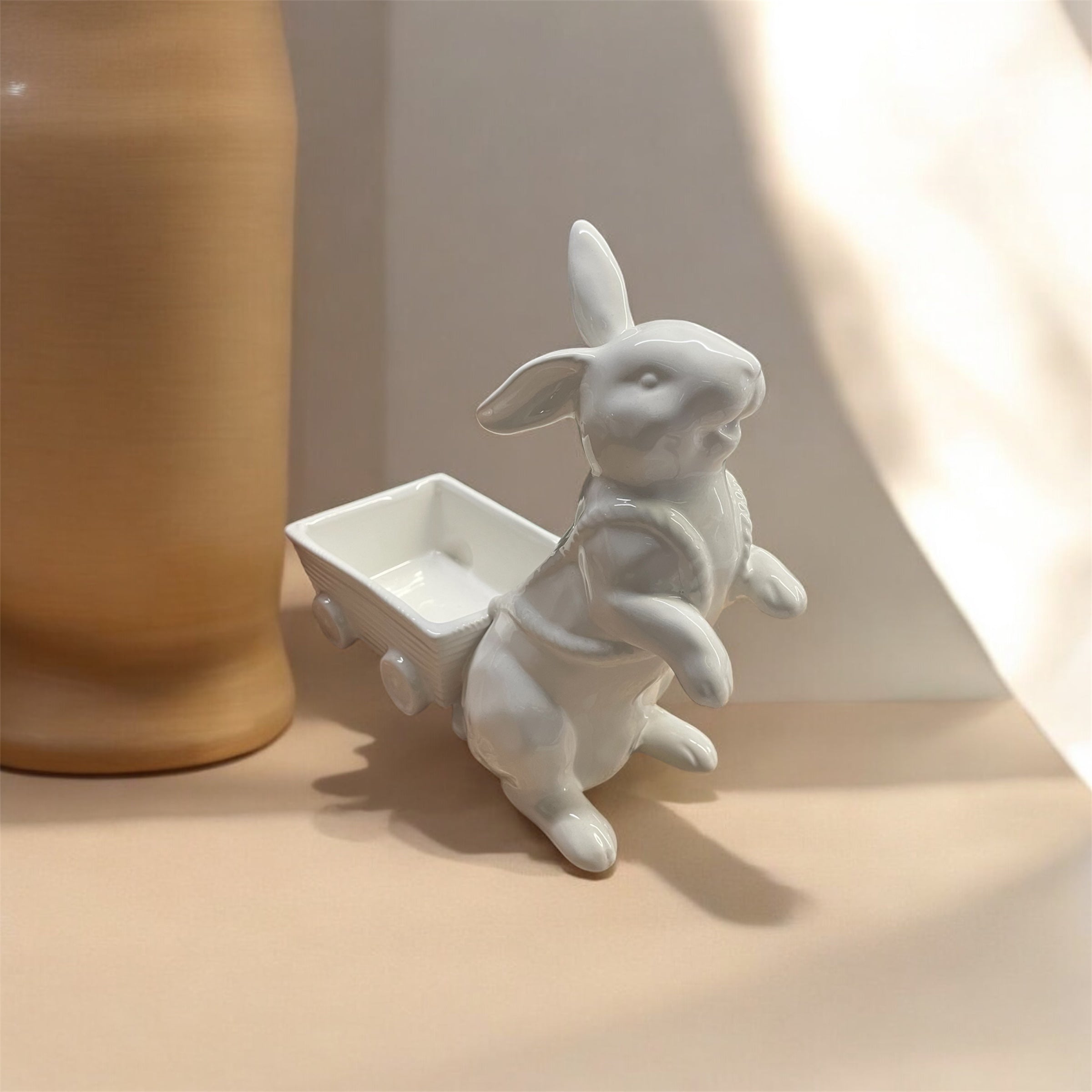 Rabbit/Wagon Glass White